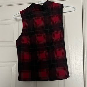 Smart Set Cropped Plaid Top